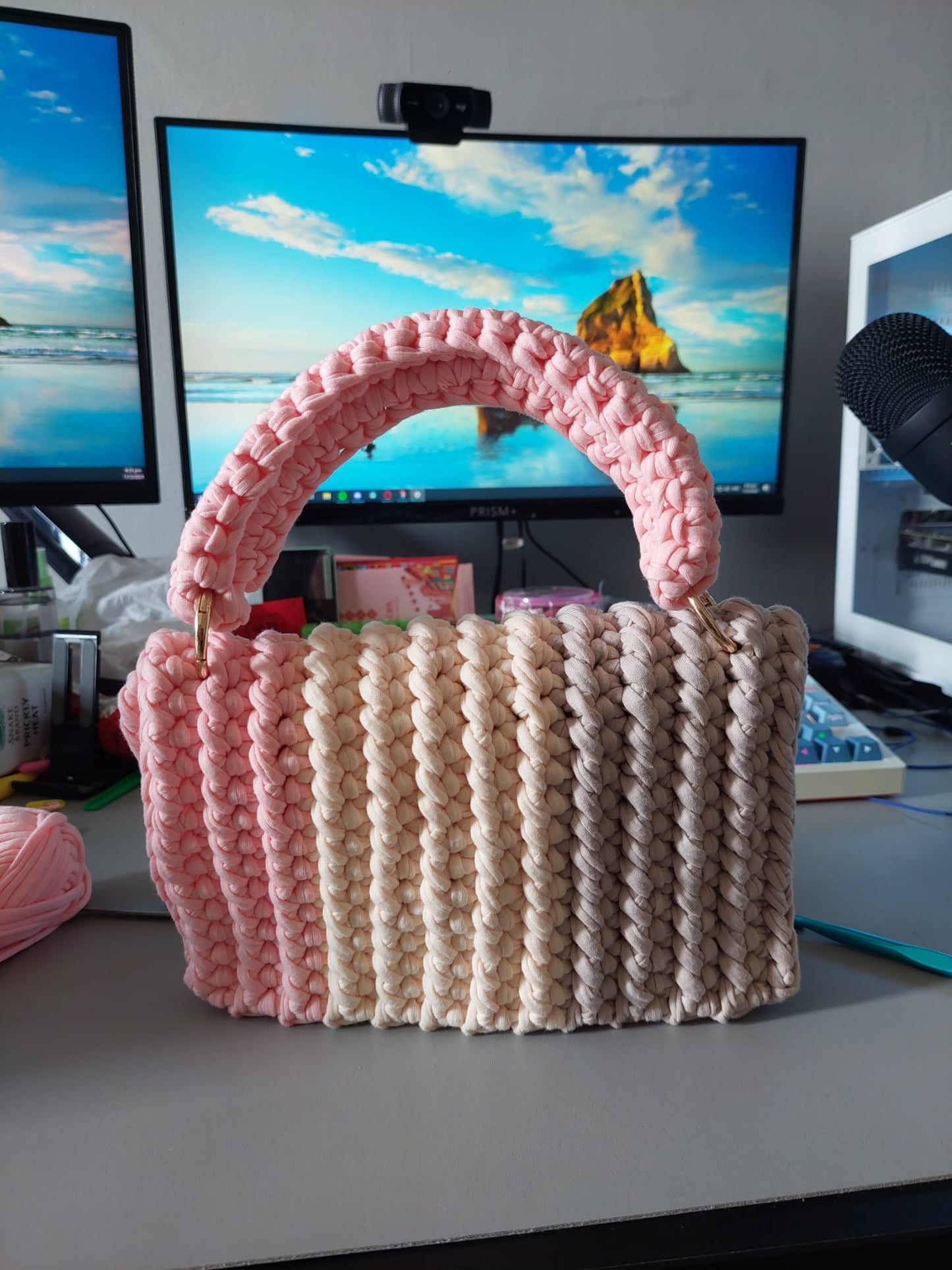 Neapolitan Clutch